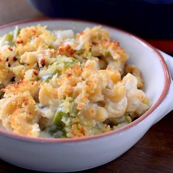 Mac and Cheese with Green Chile!